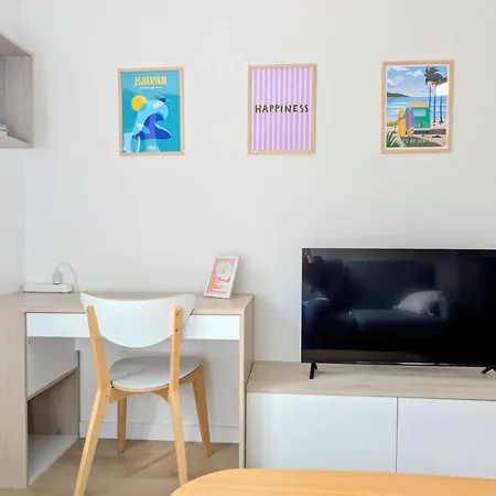 Center Compans Free Parking Wifi Subway Airport Appartement