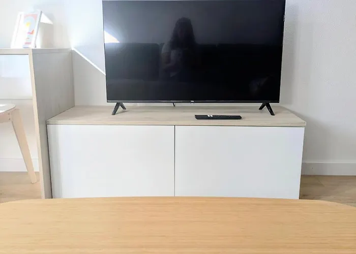 Studio Center Compans Free Parking Wifi Subway Airport *