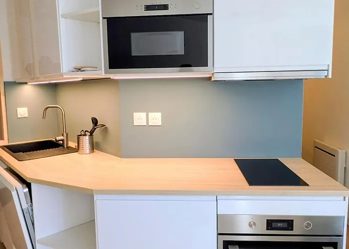 Center Compans Free Parking Wifi Subway Airport Appartement