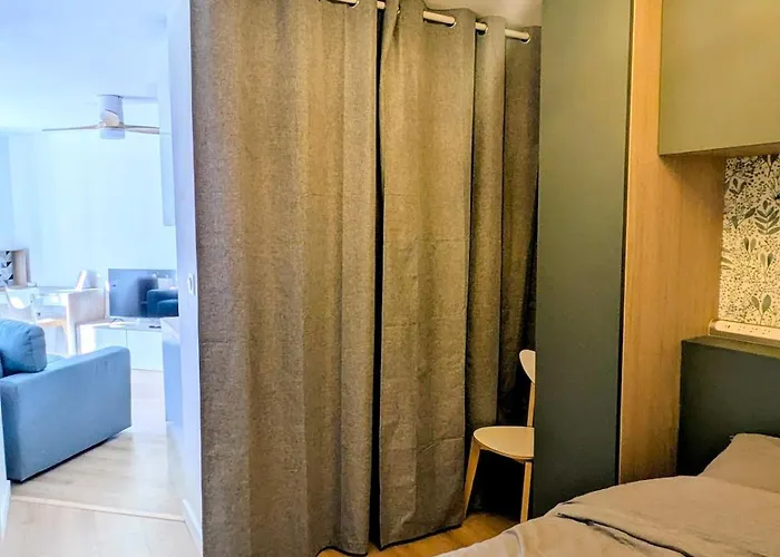 Center Compans Free Parking Wifi Subway Airport Toulouse